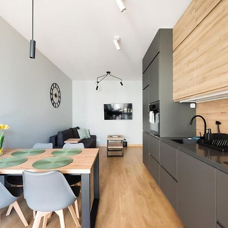 Wola Skwer Happy Apartment Βαρσοβία Εξωτερικό φωτογραφία